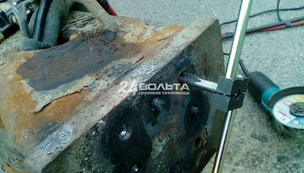Прогоняем резьбу на дышле